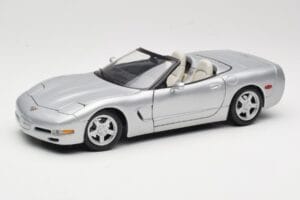 Chevrolet Corvette C5 Kabrió Ezüst Maisto 1:18 50317 Fém