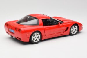 Chevrolet Corvette C5 Piros Bburago 1:18 3066 Fém – 3. kép a 8-ből