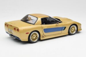 Chevrolet Corvette C5 Guldstrand Signature Edition Arany Maisto 1:18 31657 Fém – 3. kép a 8-ből