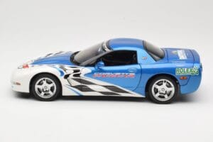 Chevrolet Corvette C5 Pace Car Rolex 24 at Daytona 1999 UT Models 1:18 39944 Fém – 4. kép a 8-ből