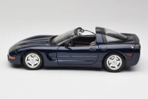 Chevrolet Corvette C5 Nassau Kék Bburago 1:18 30166 Fém – 4. kép a 8-ből