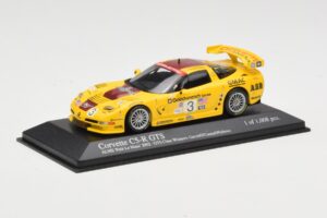 Chevrolet Corvette C5-R #3 R. Fellows / J. O'Connell / O. Gavin ALMS Petit Le Mans 2002 Minichamps 1:43 400021493 Fém – 2. kép a 4-ből