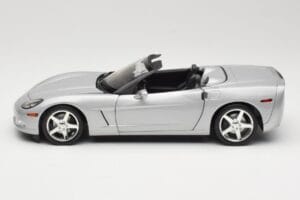 Chevrolet Corvette C6 Kabrió Ezüst Hot Wheels 1:18 B6052 Fém – 4. kép a 8-ből