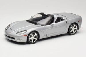 Chevrolet Corvette C6 Kabrió Ezüst Hot Wheels 1:18 B6052 Fém