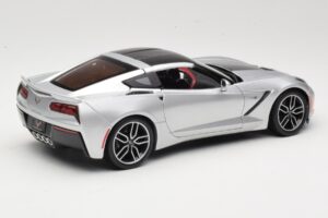 Chevrolet Corvette C7 Ezüst Maisto 1:18 38132 Fém – 3. kép a 8-ből
