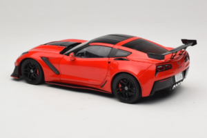 Chevrolet Corvette C7 ZR1 Torch Red IXO 1:18 18RDC243-FO Fém – 7. kép a 8-ből