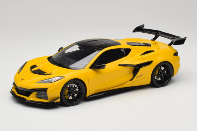 Chevrolet Corvette C8 ZR1 Sárga GT Spirit 1:18 GT528 Gyanta