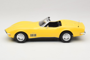 Chevrolet Corvette C3 Kabrió Daytona Yellow Norev 1:18 189039 Fém – 3. kép a 6-ből