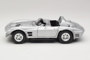 Chevrolet Corvette Grand Sport Ezüst Fast & Furious Greenlight 1:18 12842 Fém – 3. kép a 6-ből