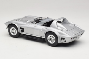 Chevrolet Corvette Grand Sport Ezüst Fast & Furious Greenlight 1:18 12842 Fém – 5. kép a 6-ből