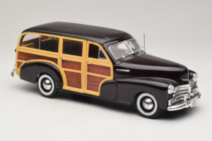 Chevrolet Fleetmaster Woody Fekete Maisto 1:18 56043 Fém – 6. kép a 8-ből