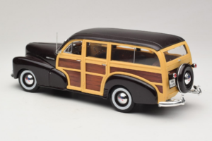 Chevrolet Fleetmaster Woody Fekete Maisto 1:18 56043 Fém – 7. kép a 8-ből