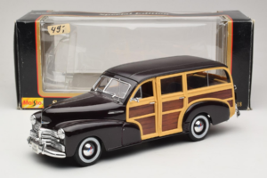 Chevrolet Fleetmaster Woody Fekete Maisto 1:18 56043 Fém – 8. kép a 8-ből