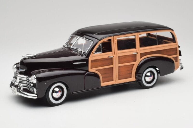 Chevrolet Fleetmaster Woody Fekete & Wood Panels Maisto 1:18 43697545B Fém