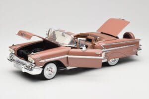 Chevrolet Impala Kabrió Barna Motormax 1:18 73112 Fém – 2. kép a 8-ből