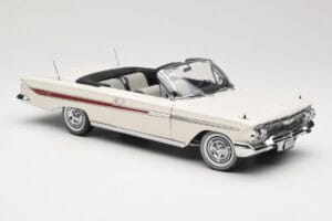 Chevrolet Impala Kabrió Fehér Sun Star 1:18 3405 Fém – 6. kép a 8-ből