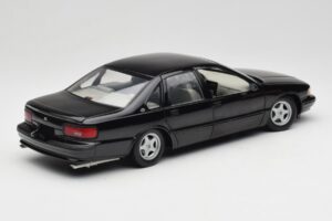 Chevrolet Impala SS Fekete UT Models 1:18 21031 Fém – 3. kép a 8-ből