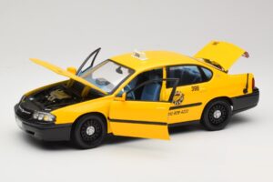 Chevrolet Impala Taxi Maisto 1:18 36617 Fém – 2. kép a 8-ből