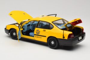 Chevrolet Impala Taxi Maisto 1:18 36617 Fém – 5. kép a 8-ből