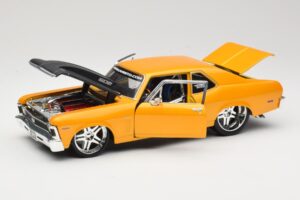 Chevrolet Nova SS Arany Maisto 1:18 31083 Fém – 2. kép a 8-ből