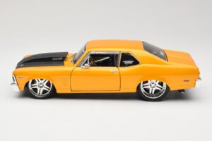 Chevrolet Nova SS Arany Maisto 1:18 31083 Fém – 4. kép a 8-ből