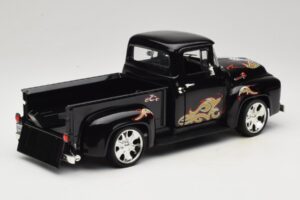 Chevrolet Old School Cody Project Truck & Chopper Set Joyride 1:18 33911 Fém – 3. kép a 8-ből