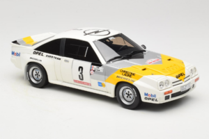 Opel Manta 400 Group B Rally Tour de Corse 1984 Chevrolet G30 Szervizjárművel Otto 1:18 OT491 Gyanta – 13. kép a 13-ből