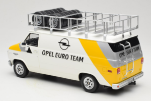Opel Manta 400 Group B Rally Tour de Corse 1984 Chevrolet G30 Szervizjárművel Otto 1:18 OT491 Gyanta – 8. kép a 13-ből