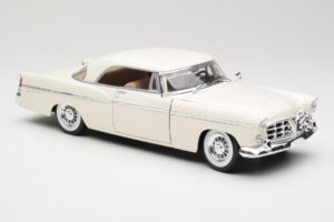 Chrysler 300B Fehér Maisto 1:18 531897 Fém – 6. kép a 8-ből