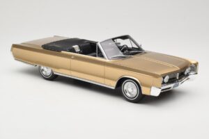 Chrysler Newport Kabrió Gold Metallic BoS Models 1:18 BOS273 Gyanta – 4. kép a 6-ből