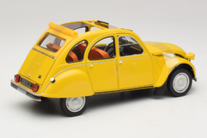 Citroen 2CV 6 Club Mimosa Yellow Norev 1:18 181496 Fém – 2. kép a 6-ből