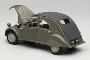 Citroen 2CV Zöld Maisto 1:18 50289 Fém – 5. kép a 8-ből