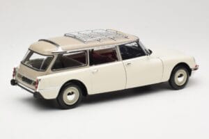 Citroen DS21 Break Fehér Norev 1:18 181590 Fém – 3. kép a 8-ből