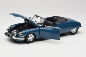 Citroen DS 19 Kabrió Piros Sun Star 1:18 4742 Fém – 2. kép a 8-ből