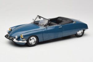 Citroen DS 19 Kabrió Piros Sun Star 1:18 4742 Fém