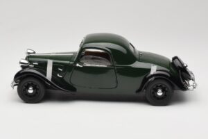 Citroen Traction Avant 11 Coupe Zöld Solido 1:18 8179 Fém – 4. kép a 8-ből