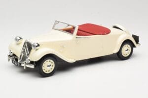 Citroen Traction Avant 11B Kabrió Krémszínű Norev 1:18 181440 Fém