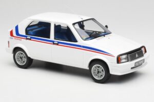 Citroen Visa Group B Trophy White Otto 1:18 OT1053 Gyanta – 4. kép a 6-ből
