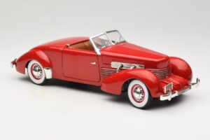 Cord 812 Kabrió Piros American Muscle 1:18 32158 Fém – 6. kép a 8-ből