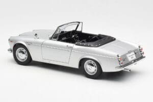 Datsun Fairlady 2000 SR311 Roadster Ezüst AUTOart 1:18 77432 Fém – 7. kép a 8-ből