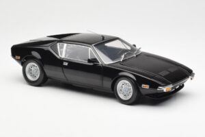 De Tomaso Pantera Fekete Kyosho 1:18 08851BK Fém – 6. kép a 8-ből