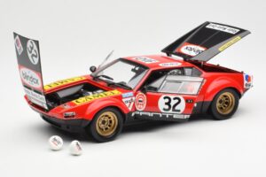 De Tomaso Pantera #32 Jaquemin / Deprez 24 Hours of Le Mans 1972 Kyosho 1:18 08855B Fém – 2. kép a 8-ből