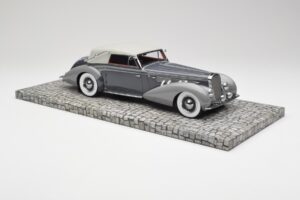 Delage D8 120 Kabrió Szürke & Sötétszürke Minichamps 1:18 107115134 Fém – 4. kép a 6-ből