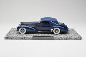 Delage D8-120 Kabrió Two Tone Kék Minichamps 1:18 107115132 Gyanta – 3. kép a 6-ből