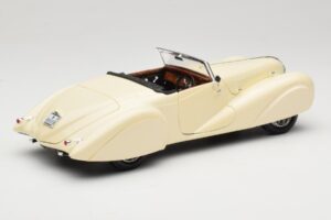 Delahaye Kabrió Krémszínű Guiloy 1:18 68580 Fém – 3. kép a 8-ből