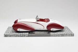 Delahaye Type 135 M Kabrió Fehér Piros Minichamps 1:18 107116161 Gyanta – 3. kép a 6-ből