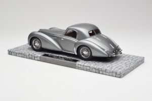 Delahaye Type 145 V12 Coupe Mullin Museum Minichamps 1:18 107116120 Fém – 4. kép a 6-ből