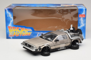 DeLorean DMC-12 Back to the Future Time Machine Sun Star 1:18 2710 Fém – 6. kép a 6-ből