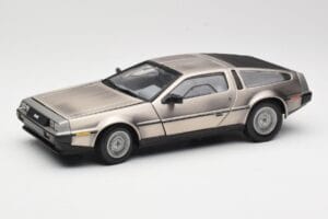 DeLorean DMC-12 LK Ezüst Sun Star 1:18 2701 Fém