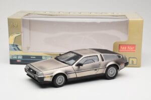 DeLorean DMC-12 LK Ezüst Sun Star 1:18 2701 Fém – 8. kép a 8-ből